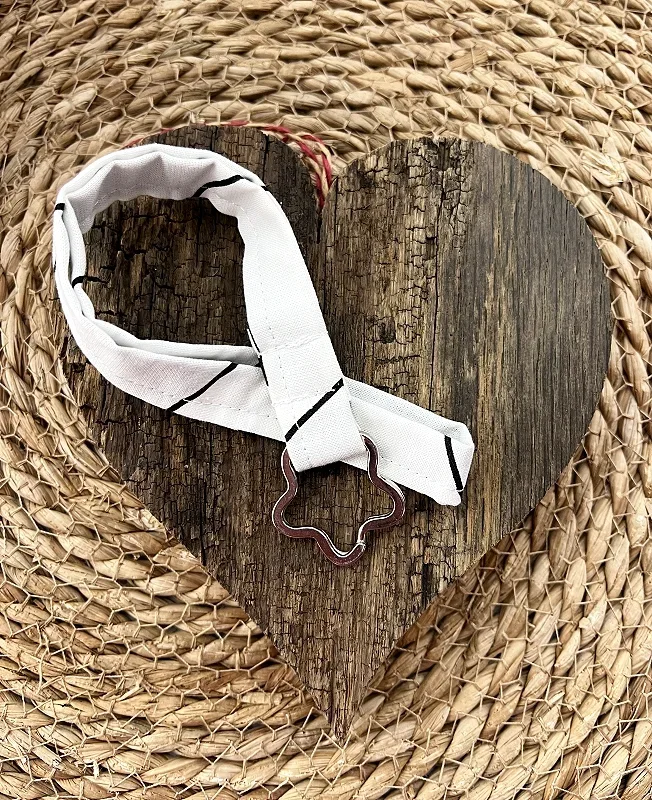 Schlüsselband weiß / schwarz